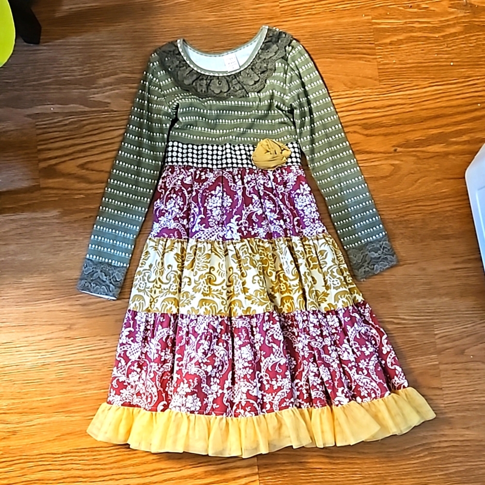 Brand new Giggle Moon dress size 7 with room to grow